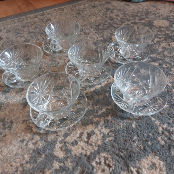 Set Of 38 VTG 1960 Anchor Hocking EAPC Star of David Cups/Saucers/Dishes Etc - Picture 4 of 13